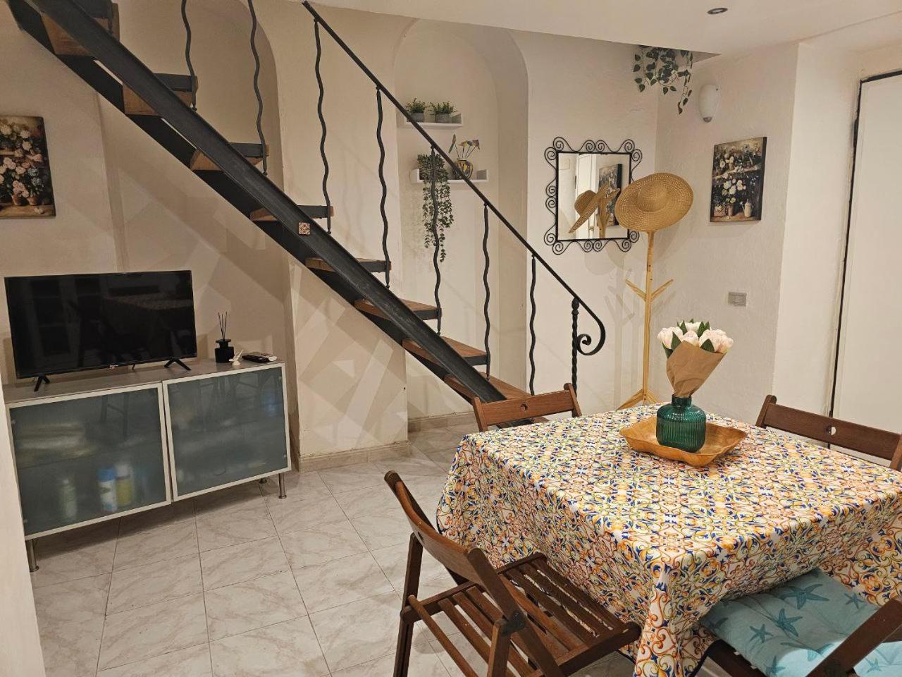 La Maison Bouganville Σαλέρνο Εξωτερικό φωτογραφία